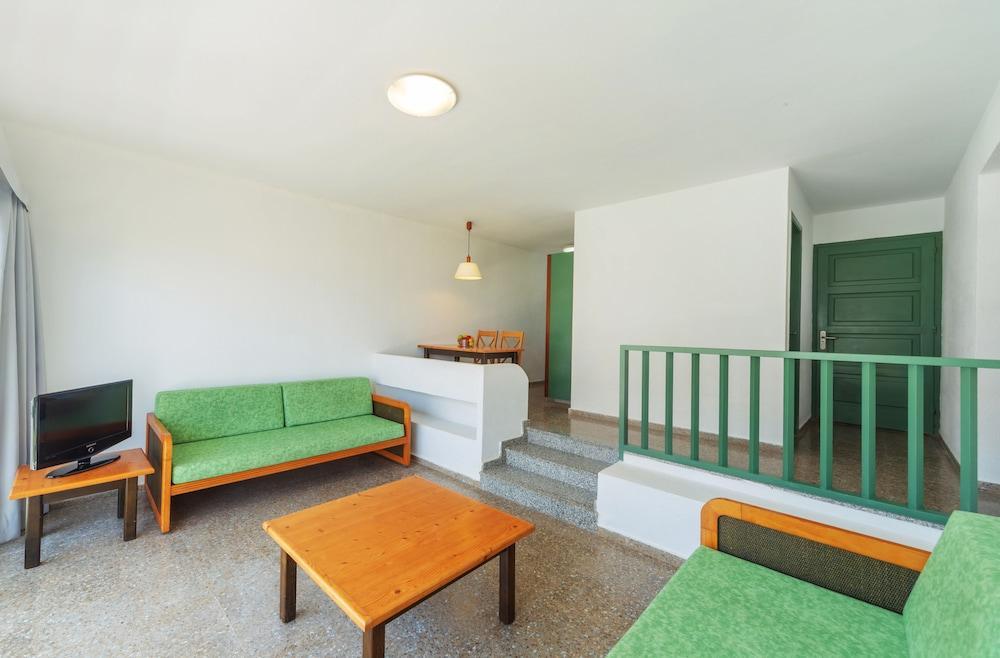 Aluasun Far Menorca Aparthotel S'Algar Εξωτερικό φωτογραφία
